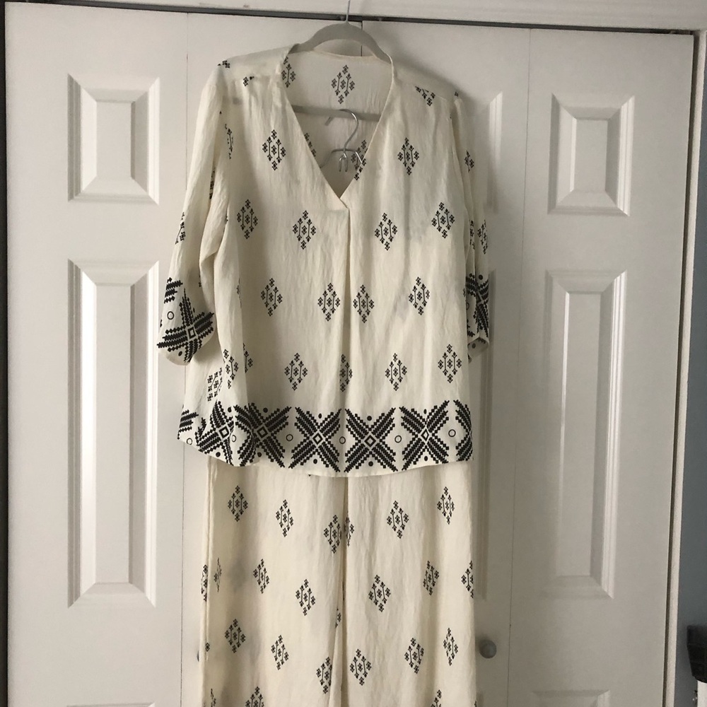 Cotton sets with pants and blouse bought from Italy